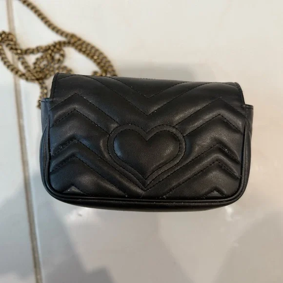 Gucci Black Mini Quilted Crossbody Bag with Gold Chain - Picture 2 of 3
